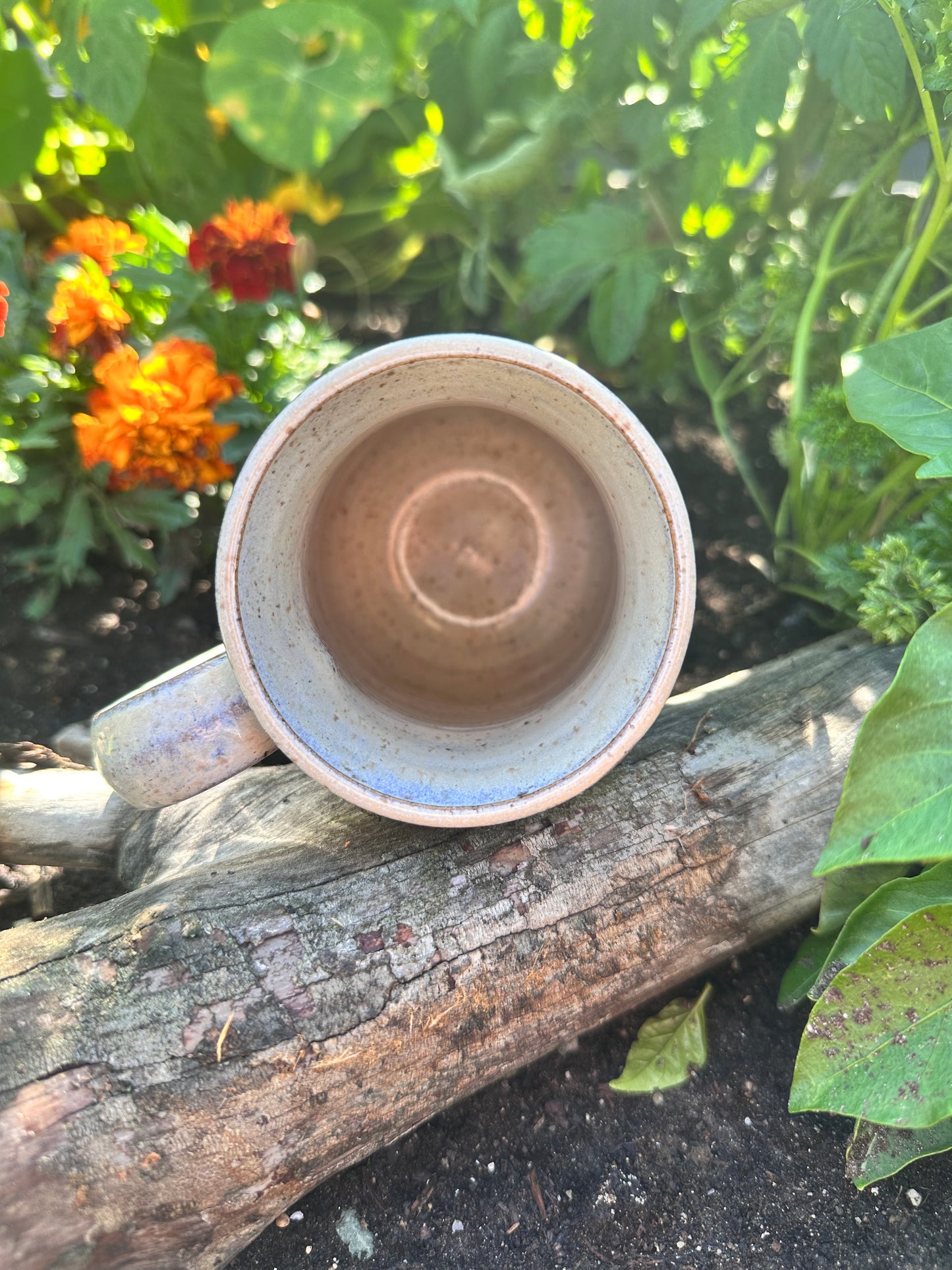 Handmade Ceramic 18 oz Beige Queen Bee Mug